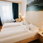 Boutique Goldenes Lamm Hotel 4*