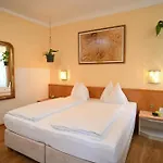 Boutique Goldenes Lamm 4*