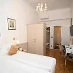 Boutique Goldenes Lamm 酒店 4*