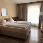 Boutique Goldenes Lamm 4* Villach