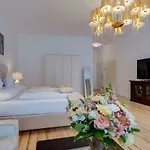 Boutique Goldenes Lamm Villach