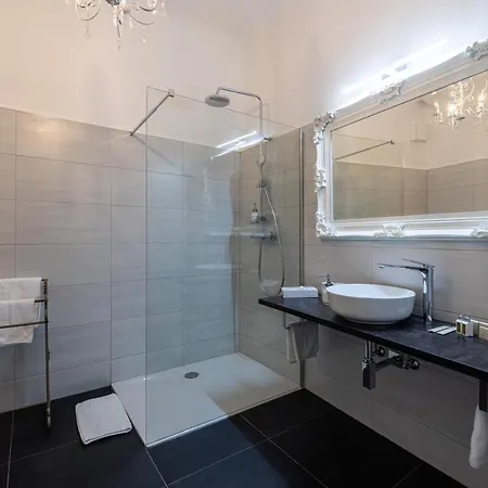 Boutique Goldenes Lamm Szálloda 4*