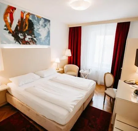 Hotel Boutique Goldenes Lamm 4*