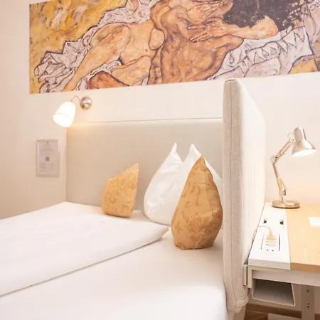 Boutique Goldenes Lamm Otel Villach