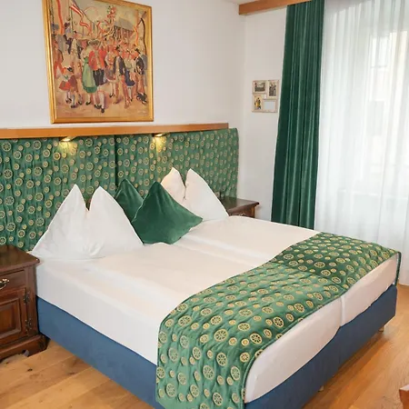 Hotel Boutique Goldenes Lamm 4*