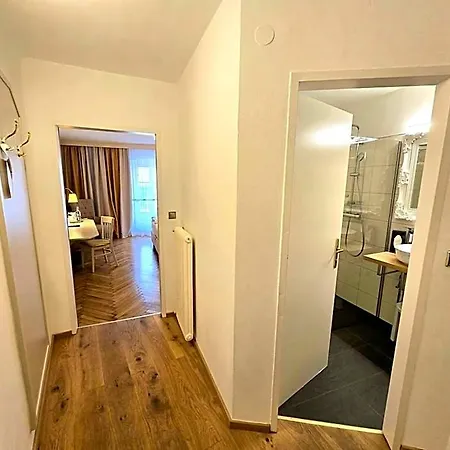 Otel Boutique Goldenes Lamm Villach