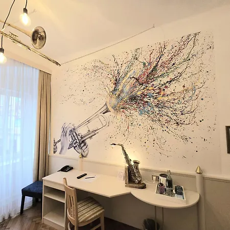 Boutique Goldenes Lamm Otel Villach