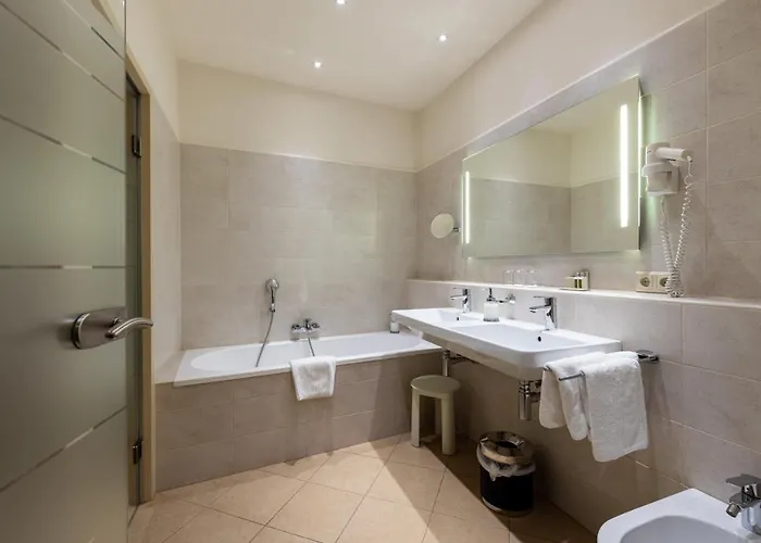 Boutique Goldenes Lamm 4* Villach