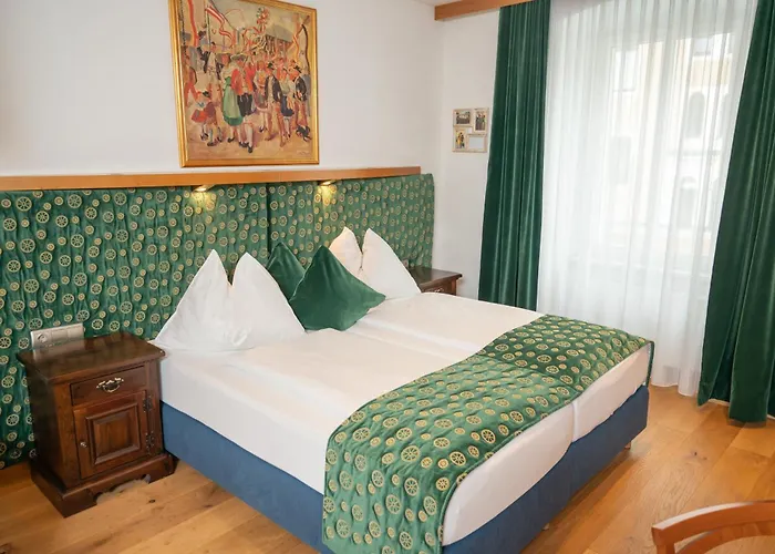 Hotel Boutique Goldenes Lamm 4*
